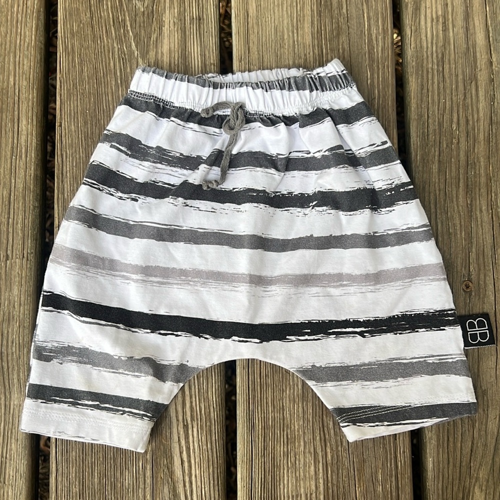 Harem shorts